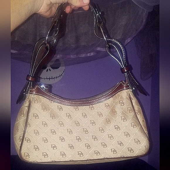 Dooney And Bourke Purse Vintage - Picture 1 of 4